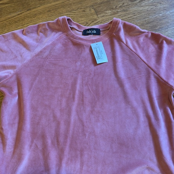 NWT L/S Velvet Top from Fabrik - Picture 2 of 11